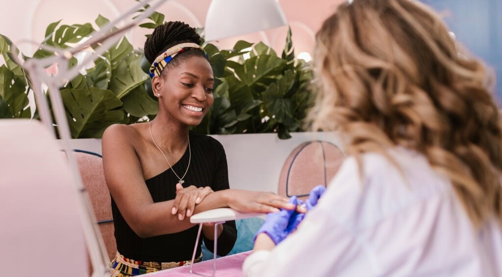 Loeplampen in een nagelsalon