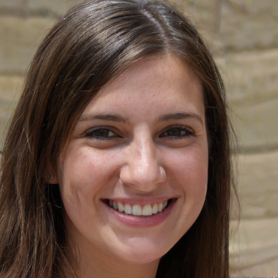 Vrouw lacht met donker haar