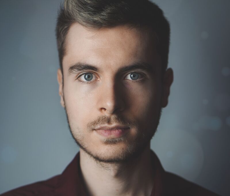 Simon