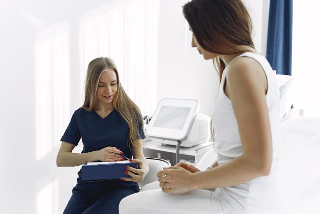 Steeds meer vrouwen laten hun hernia behandelen met lasertherapie